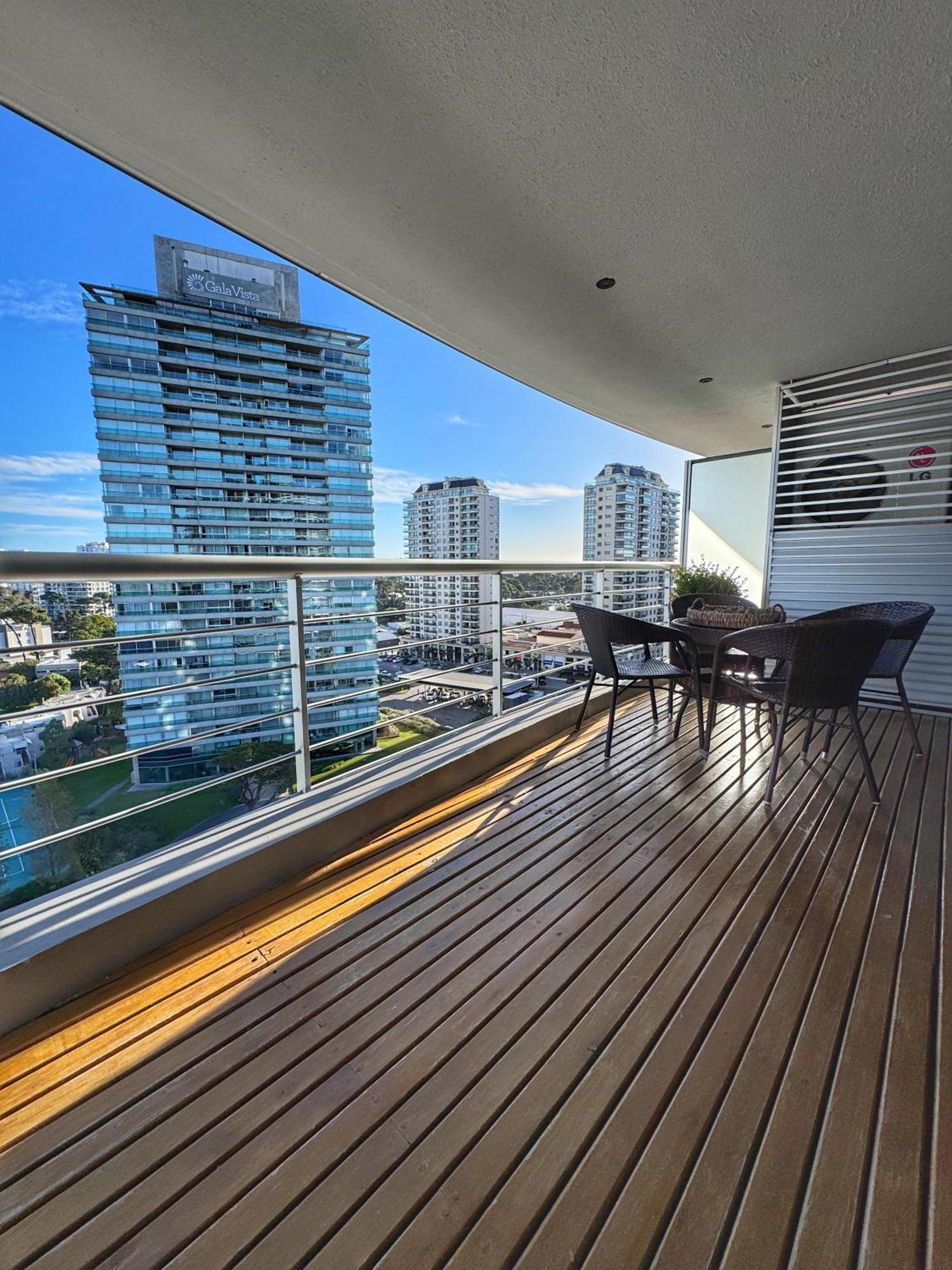 Apartamentos Torre Tressesenta Punta del Este Chambre photo