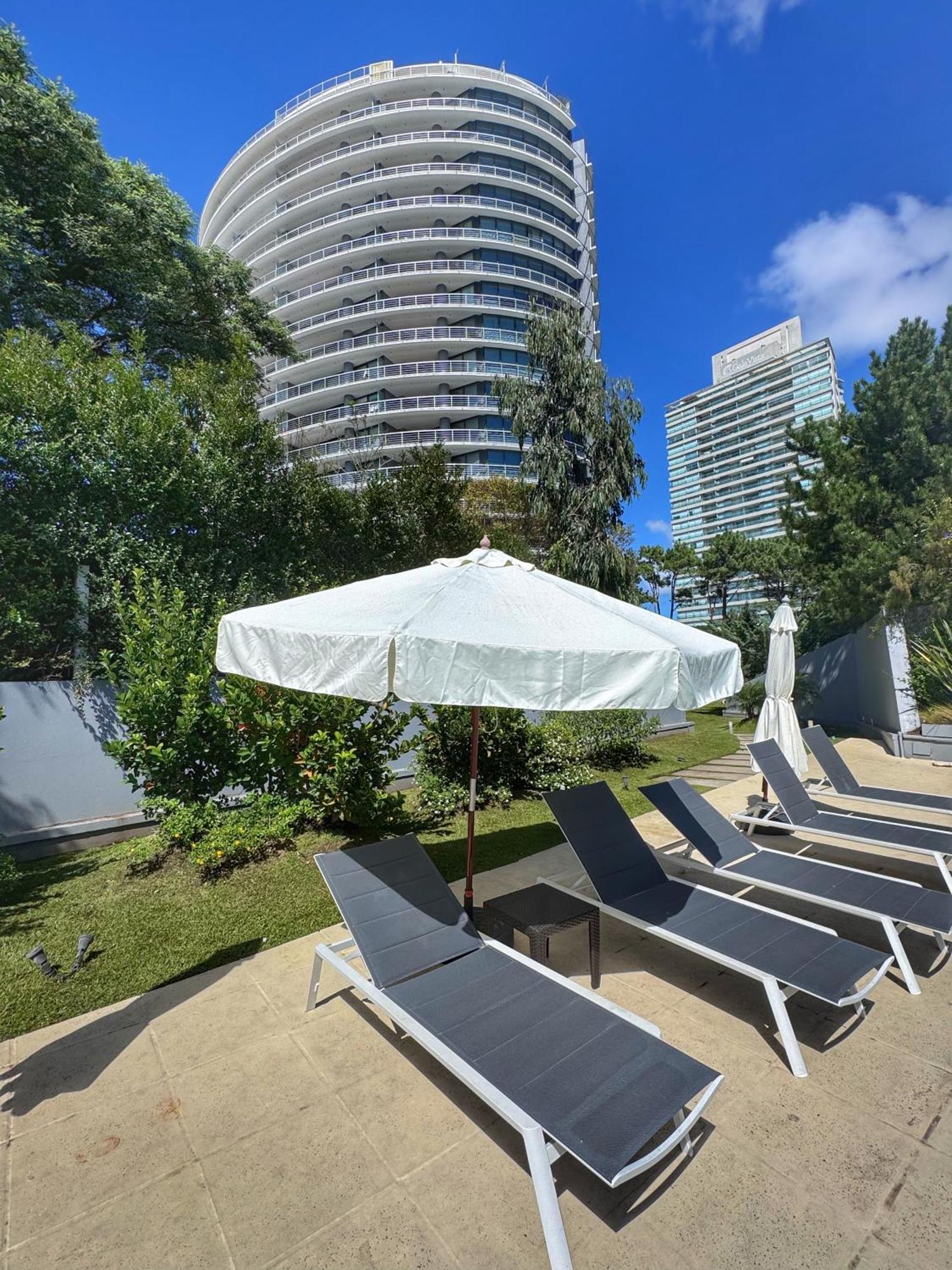 Apartamentos Torre Tressesenta Punta del Este Extérieur photo