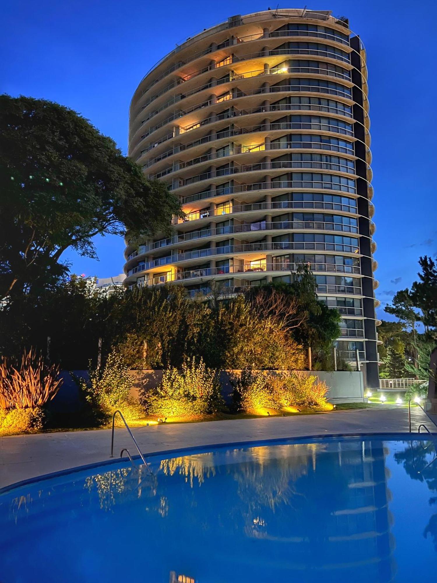 Apartamentos Torre Tressesenta Punta del Este Extérieur photo