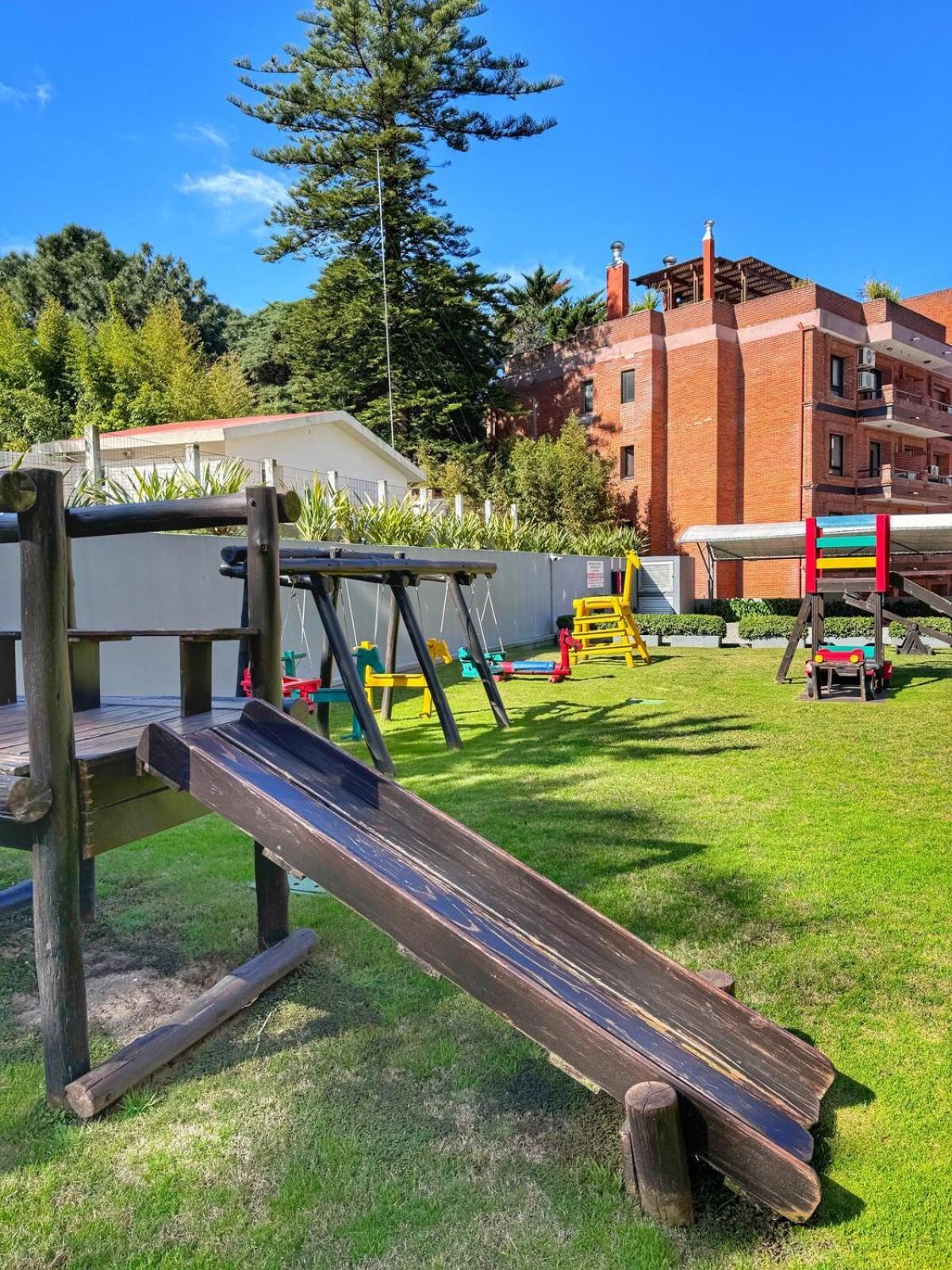Apartamentos Torre Tressesenta Punta del Este Extérieur photo